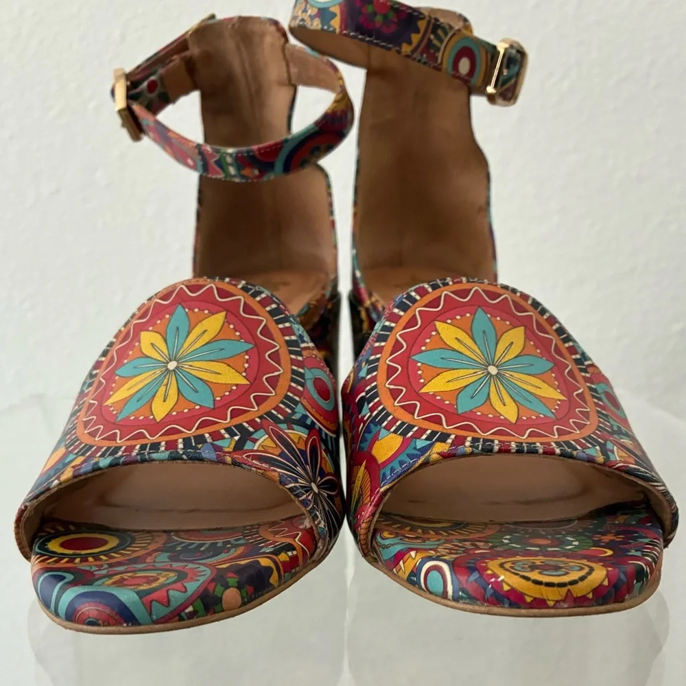 Embassy London Heels - Picture 2 of 10